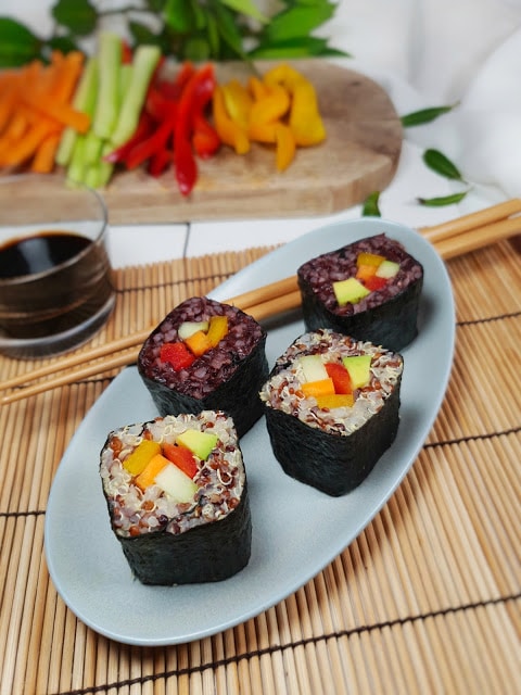 duo de makis végétariens au riz noir et quinoa
