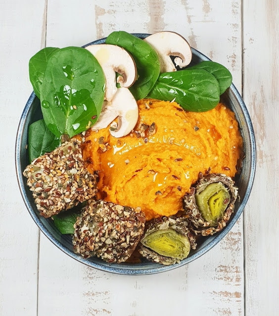 PUREE DE CAROTTES au cumin ET POIREAUX PANES