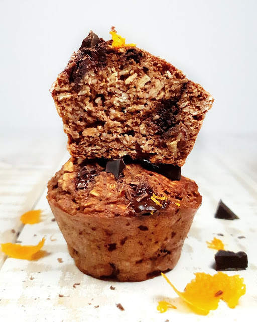MUFFINS CHOCOLAT, ORANGE AU SKYR ET FLOCONS D'AVOINE