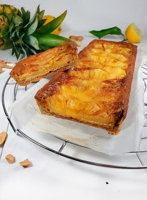TARTE à l'ANANAS / coco / cacahuètes (sans gluten, sans lactose, allégée)