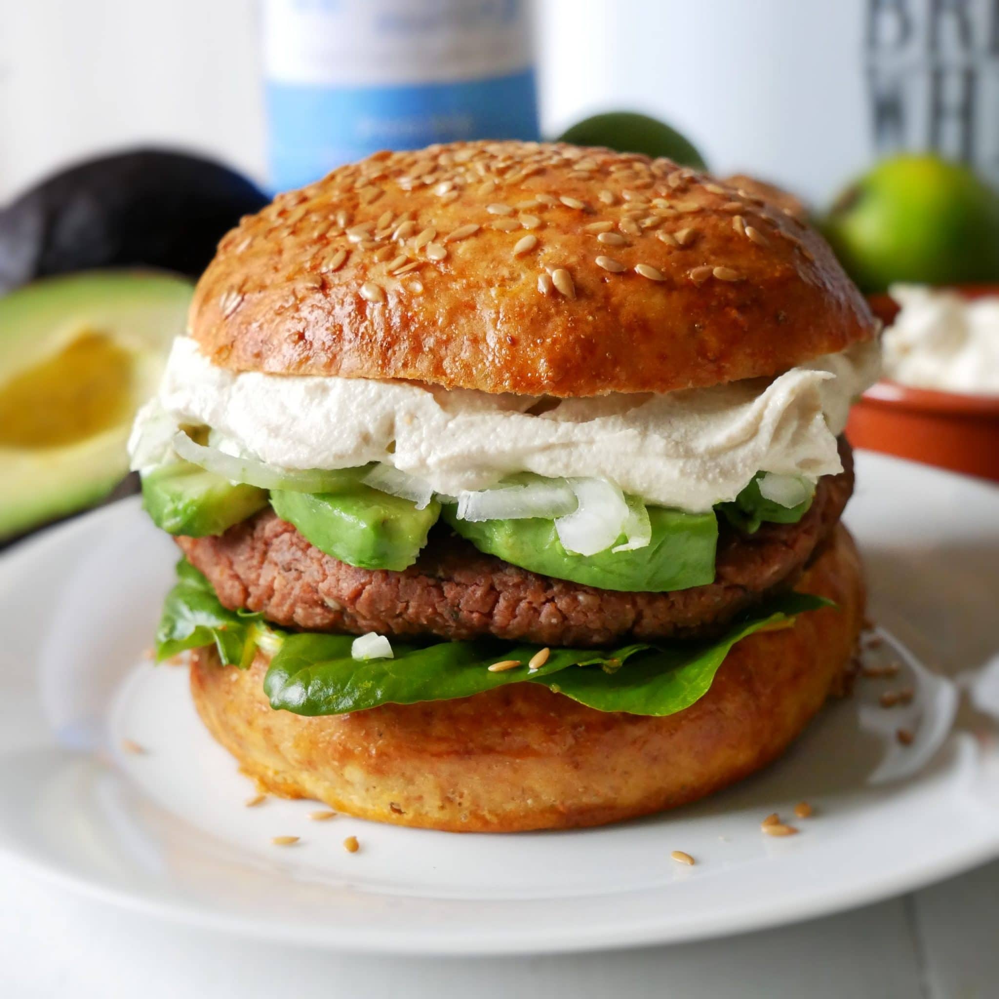 burger vegetalien : steak betterave/noisette, mayonnaise oméga-3
